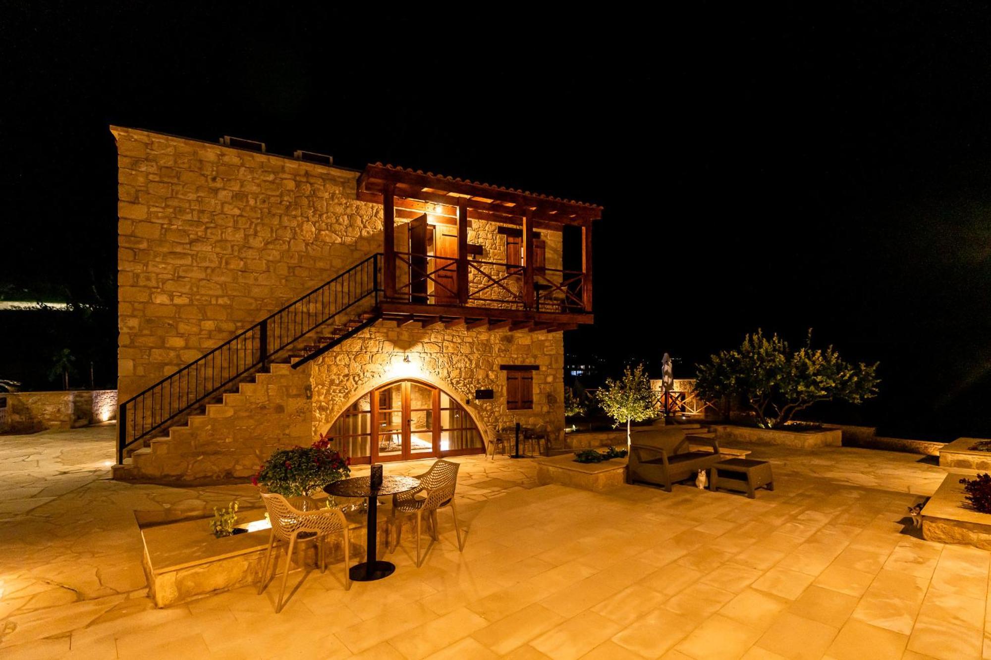 Harma Traditional Boutique Suites Paphos 外观 照片