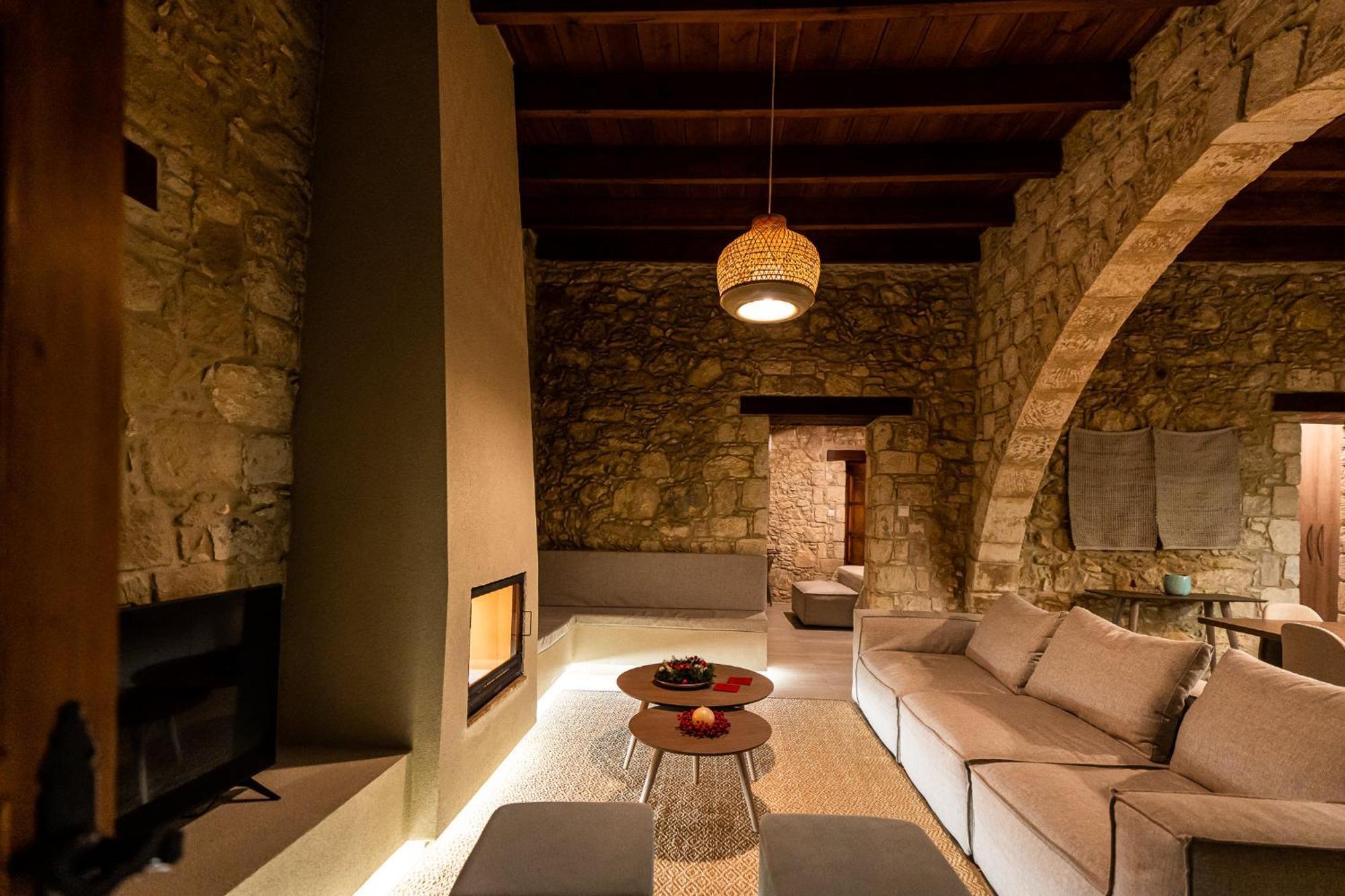 Harma Traditional Boutique Suites Paphos 客房 照片