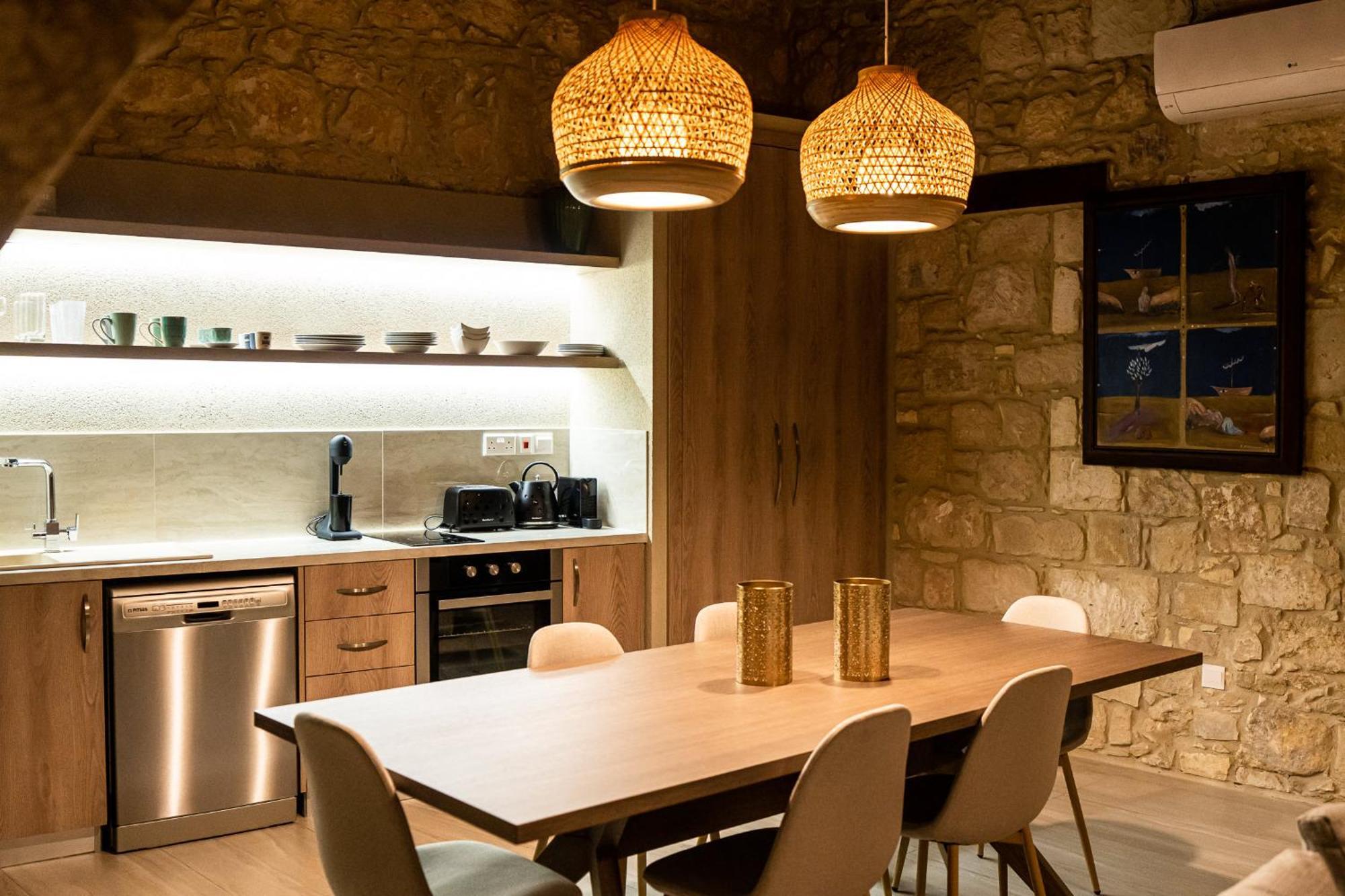 Harma Traditional Boutique Suites Paphos 外观 照片