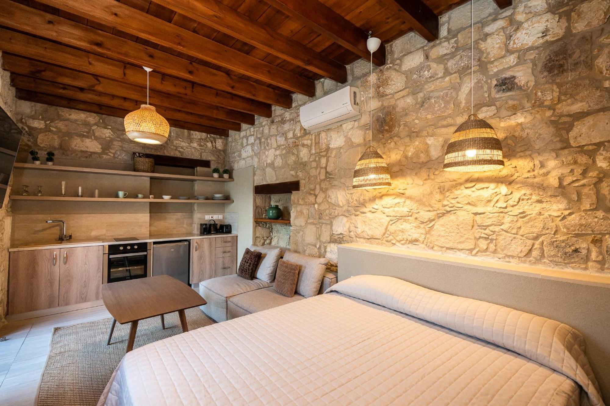 Harma Traditional Boutique Suites Paphos 客房 照片